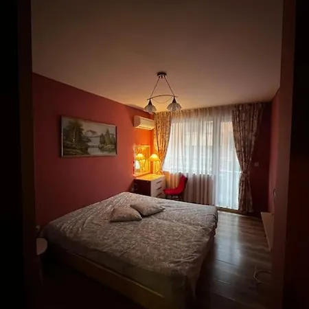 Great Apartament Burgas City